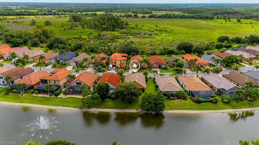 12093  Country Day  CIR, Fort Myers, FL 33913
