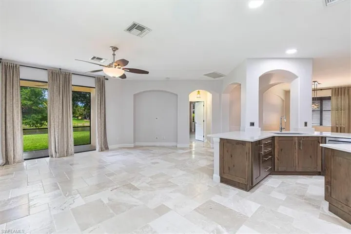 12093  Country Day  CIR, Fort Myers, FL 33913