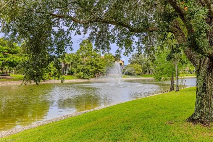 12093  Country Day  CIR, Fort Myers, FL 33913