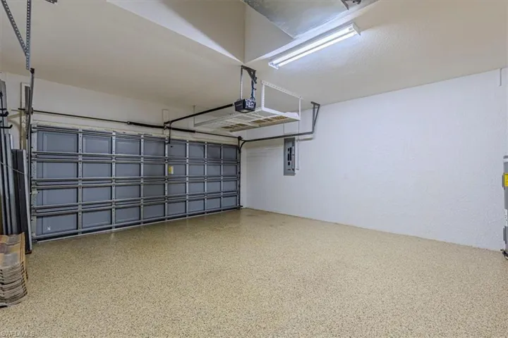 12093  Country Day  CIR, Fort Myers, FL 33913