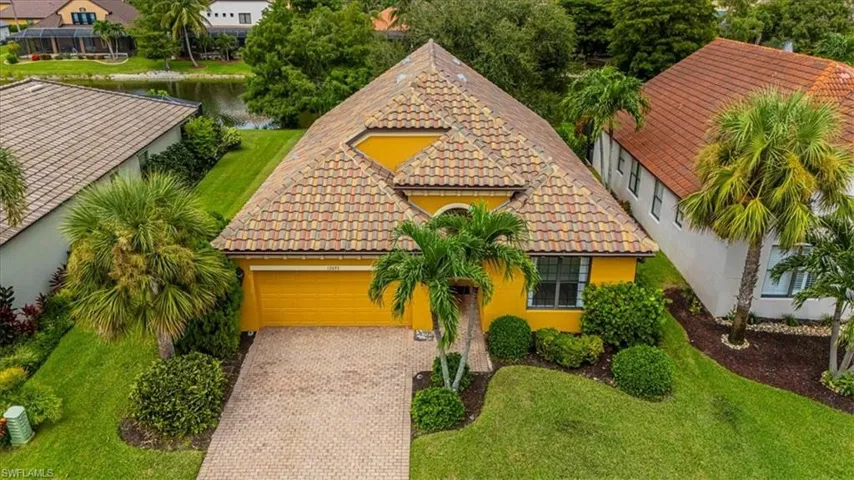 12093  Country Day  CIR, Fort Myers, FL 33913