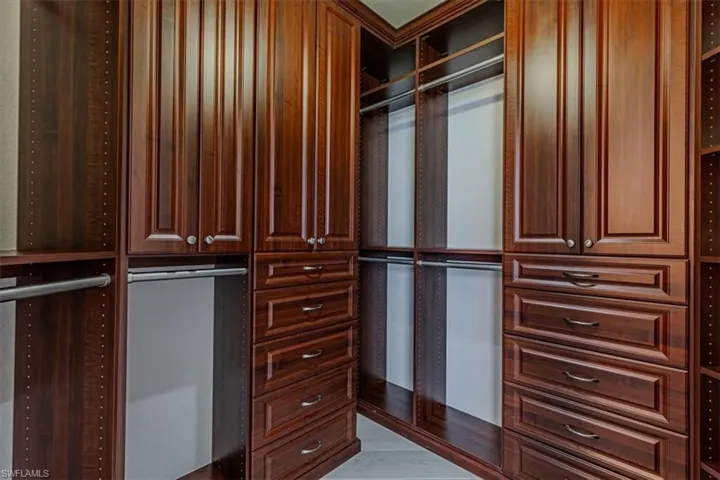 12093  Country Day  CIR, Fort Myers, FL 33913
