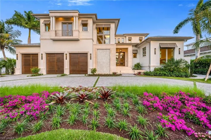 1935 5th St S, Naples, Florida 34102