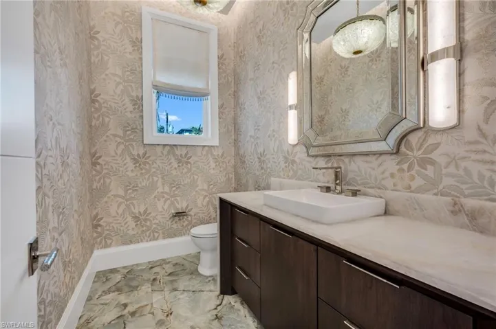1935 5th St S, Naples, Florida 34102