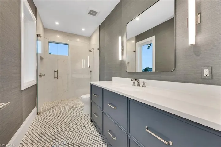 1935 5th St S, Naples, Florida 34102