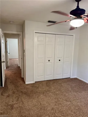 Split bedroom floor plan