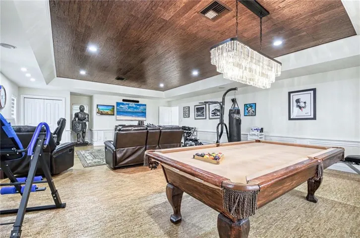 9250 The Ln, Naples, Florida 34109