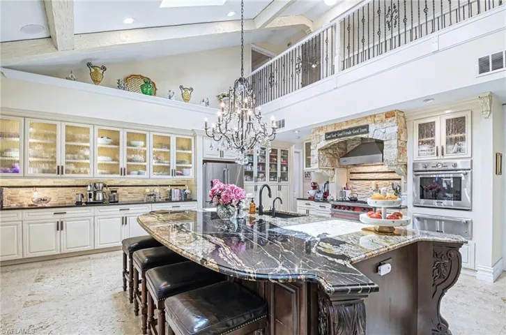 9250 The Ln, Naples, Florida 34109