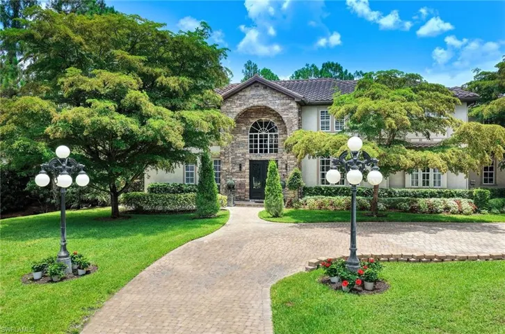 9250 The Ln, Naples, Florida 34109