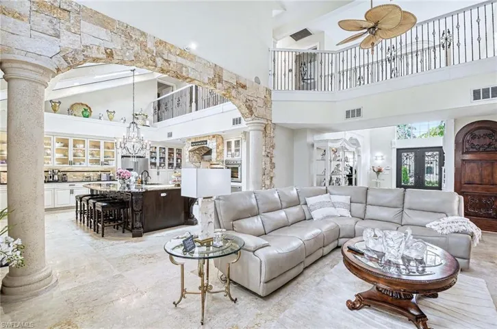 9250 The Ln, Naples, Florida 34109