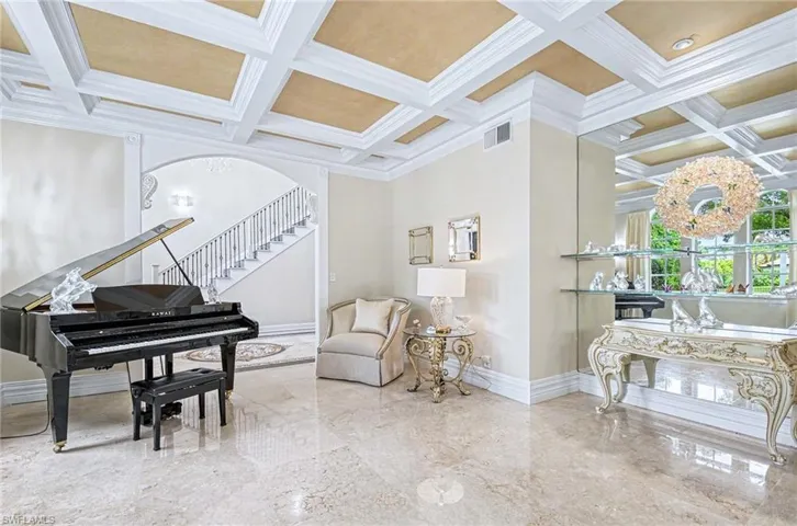 9250 The Ln, Naples, Florida 34109