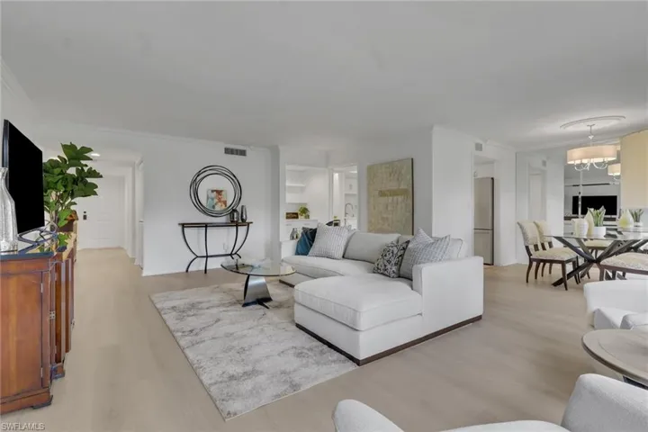 5954 Pelican Bay Blvd 212, Naples, Florida 34108