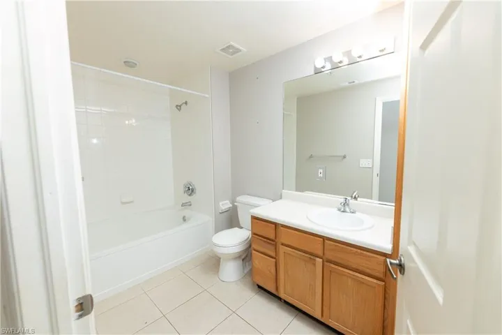 7975  Preserve  CIR, Naples, FL 34119