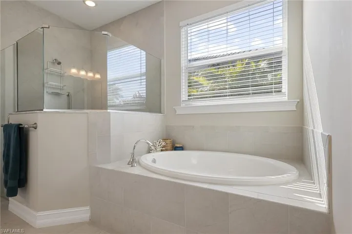 16709  Siesta Drum  WAY, Bonita Springs, FL 34135