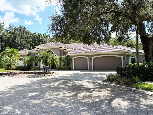2nd view of front of property