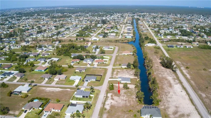 1829 Ne 36th Ln, Cape Coral Fl 33909