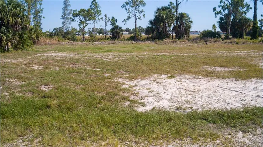 1829 Ne 36th Ln, Cape Coral Fl 33909