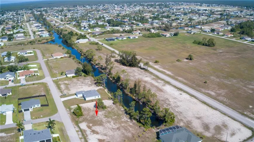 1829 Ne 36th Ln, Cape Coral Fl 33909