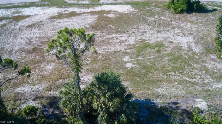 1829 Ne 36th Ln, Cape Coral Fl 33909
