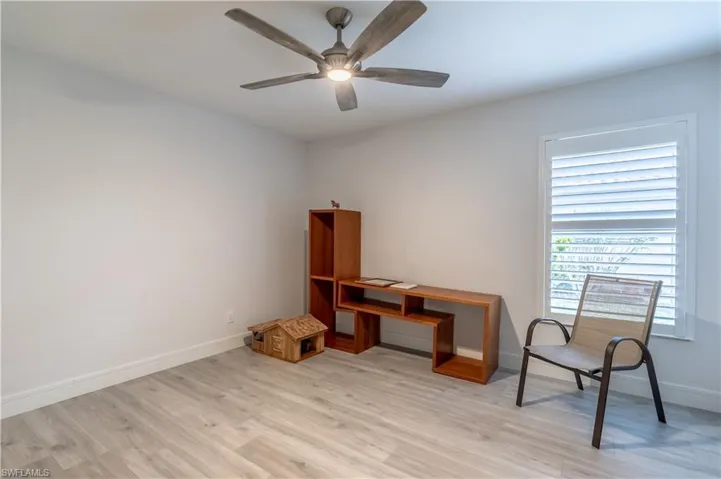 3rd bedroom / Office