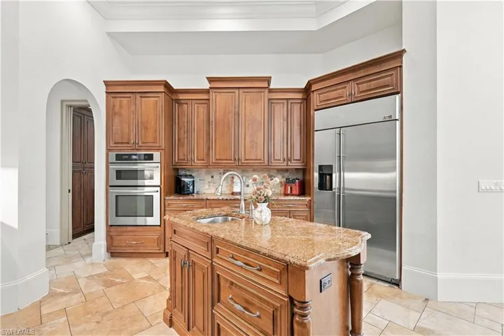 971 Tivoli Dr, Naples, Florida 34104