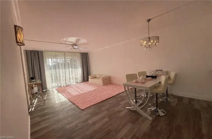 1087 Forest Lakes Dr 306, Naples, Florida 34105