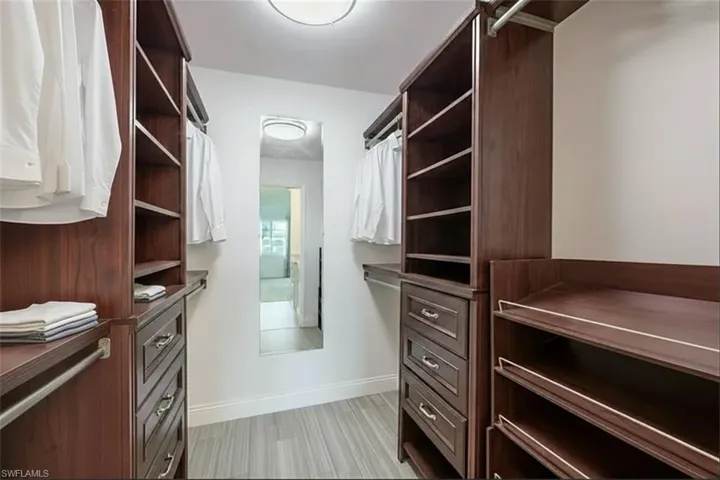 1087 Forest Lakes Dr 306, Naples, Florida 34105
