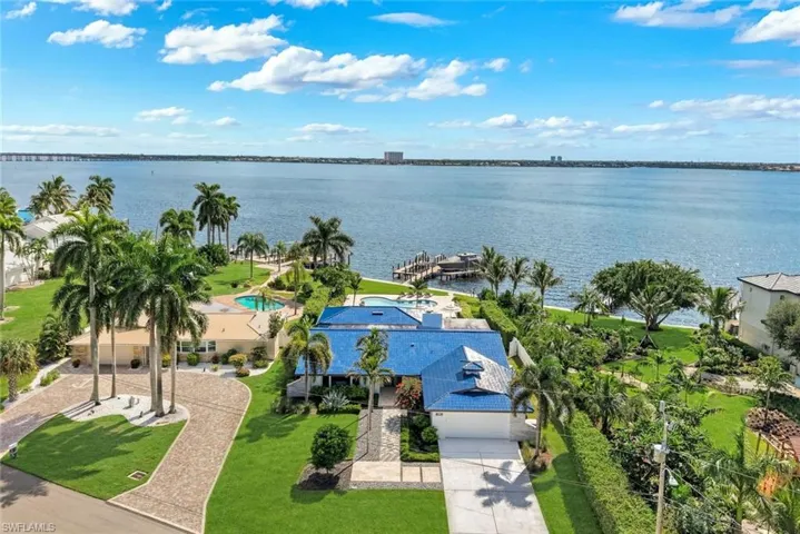 5327 Nautilus Dr, Cape Coral, Florida 33904