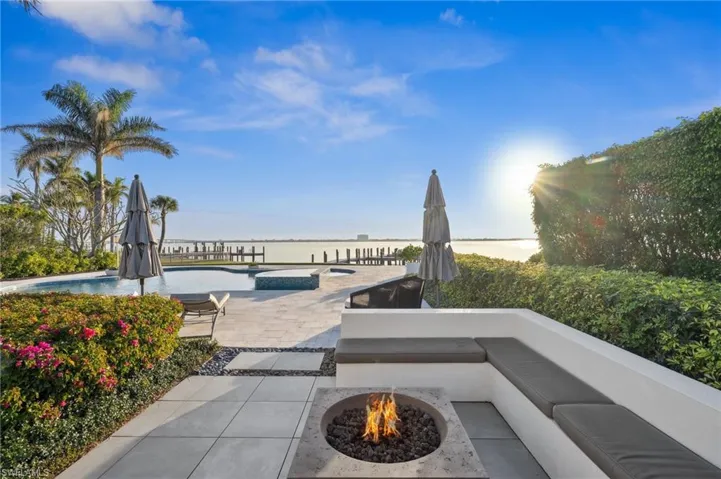 5327 Nautilus Dr, Cape Coral, Florida 33904
