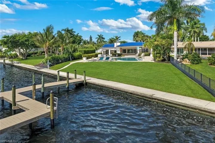 5327 Nautilus Dr, Cape Coral, Florida 33904