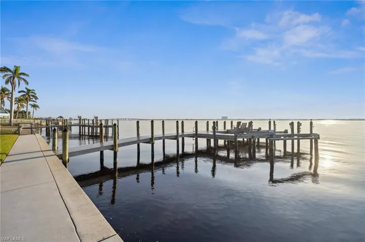 5327 Nautilus Dr, Cape Coral, Florida 33904