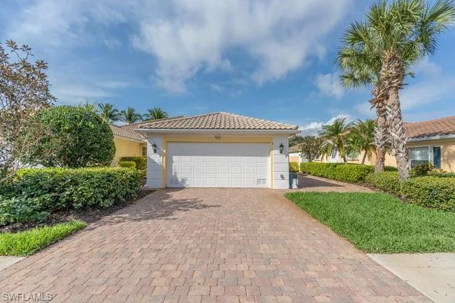 7676 Rozzini Ln, Naples Fl 34114