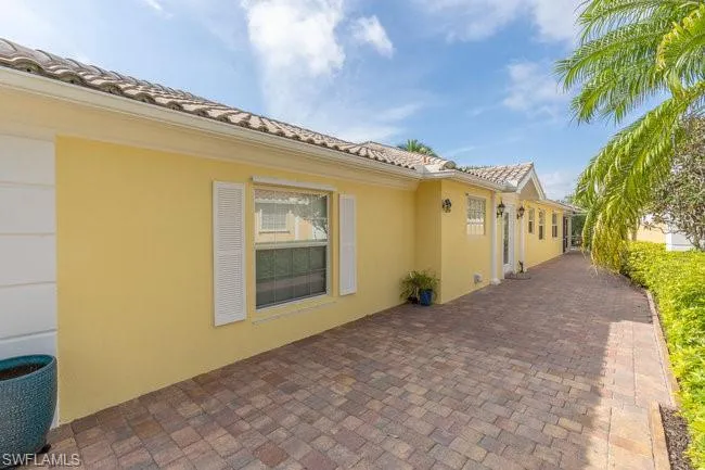 7676 Rozzini Ln, Naples Fl 34114