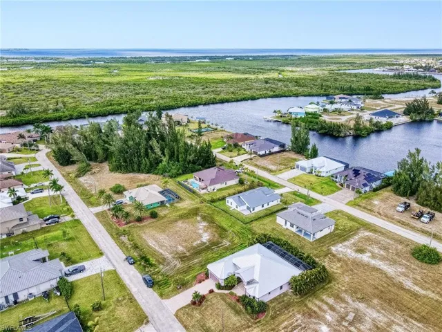4313 NW 21st  ST, Cape Coral, FL 33993