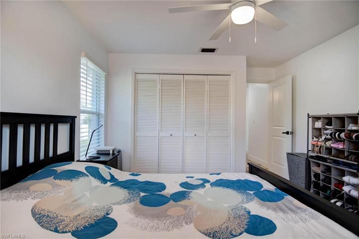 118  Debron  DR, Naples, FL 34112