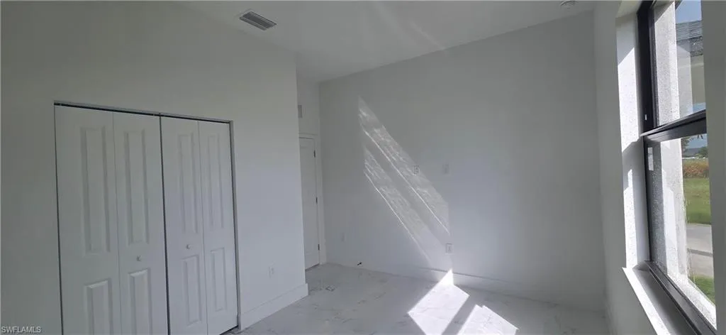 1631 Ne 34th St, Cape Coral, Florida 33909