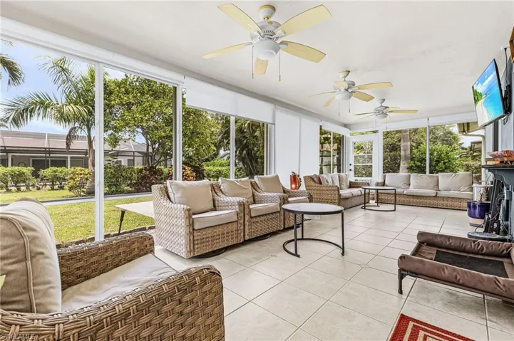 4564 Lakewood Blvd, Naples, Florida 34112
