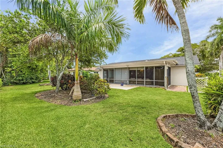 4564 Lakewood Blvd, Naples, Florida 34112