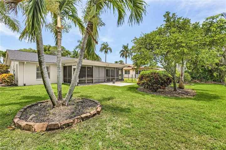4564 Lakewood Blvd, Naples, Florida 34112
