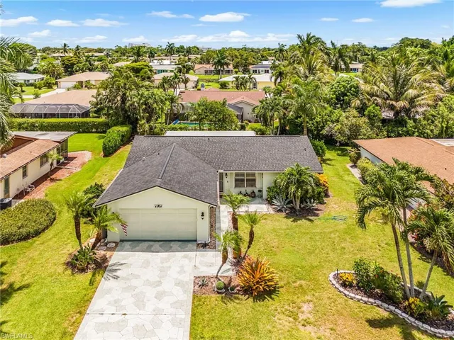 4564 Lakewood Blvd, Naples, Florida 34112