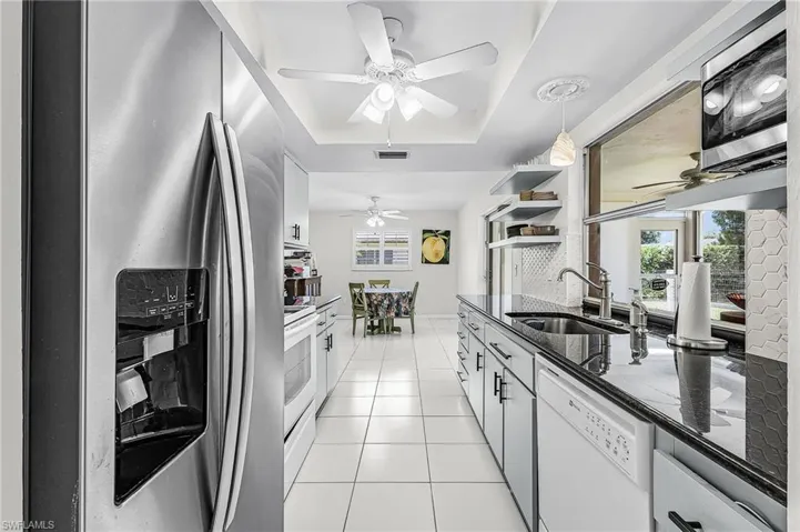 4564 Lakewood Blvd, Naples, Florida 34112