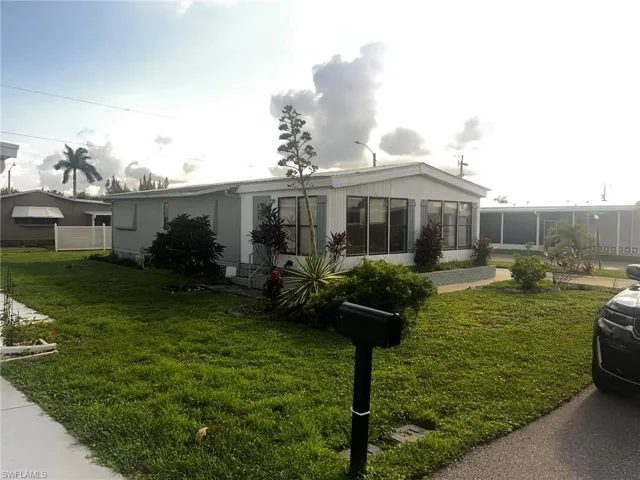 3357 Rainbow Ln, North Fort Myers, Florida 33903