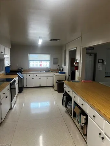 3357 Rainbow Ln, North Fort Myers, Florida 33903