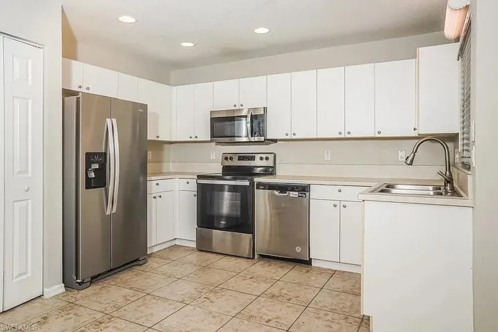 5211 Cedar Hammock Ct, Sarasota, Florida 34232
