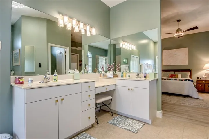 4203  Pelican  BLVD, Cape Coral, FL 33914