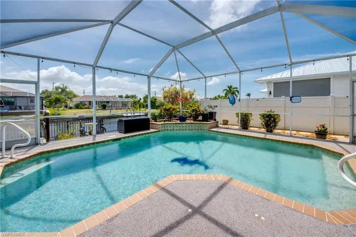 4203  Pelican  BLVD, Cape Coral, FL 33914