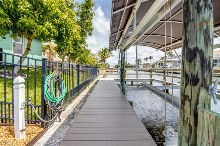 4203 Pelican Blvd, Cape Coral, Florida 33914