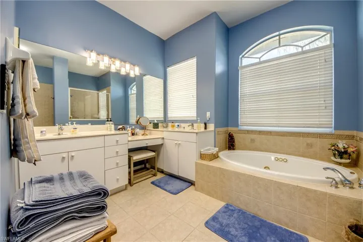 4203 Pelican Blvd, Cape Coral, Florida 33914