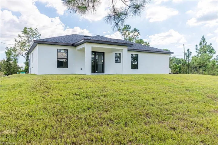 2708  42nd W ST, Lehigh Acres, FL 33971