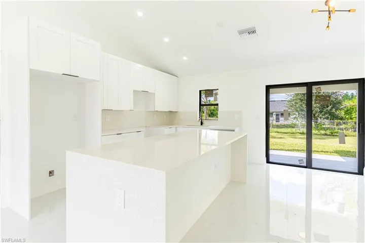 2708  42nd W ST, Lehigh Acres, FL 33971